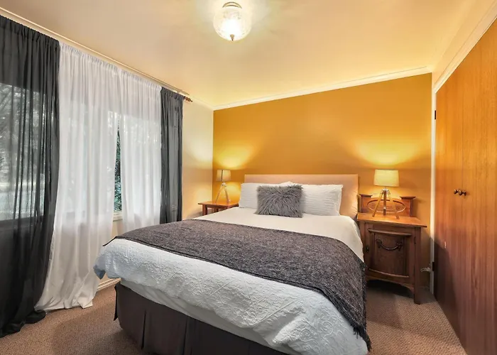 Jamieson Cottages - Cottage Three - Sleeps 4